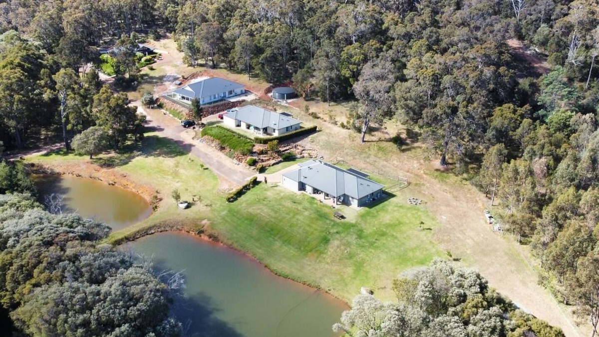 Yallingup Siding House | Wildgreen Villa Lakeside Hideaway in Winery Estate