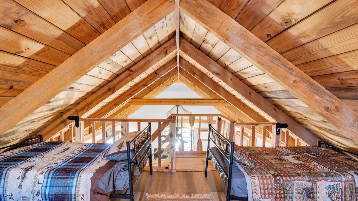 Oxford Cabin | Wildwood Charming Cabin Near Oxford and Sardis Lake!
