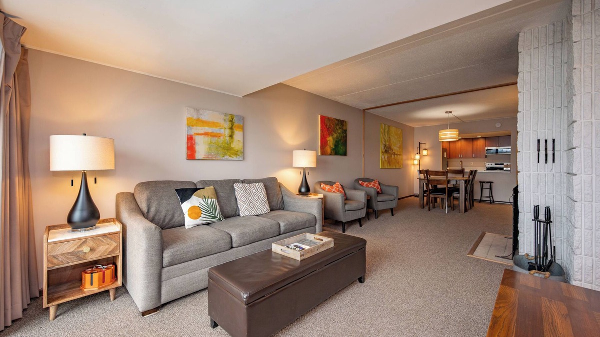 Mountainside Condo | Will O' The Wisp 101B: Lakefront condo, one bedroom, sleeps four!