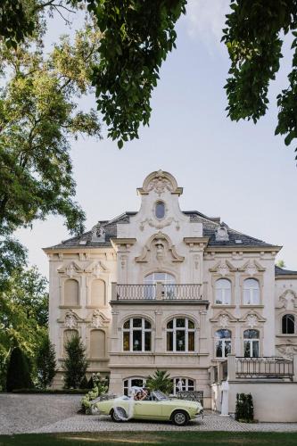 Gryzyna Hotel | Willa Berlińska - pokoje ,restauracja