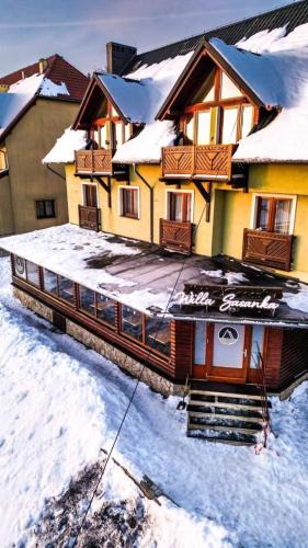 Zieleniec Bed & Breakfast | Willa Sasanka