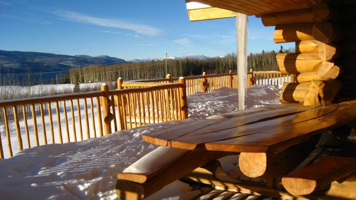 Hudson's Hope Cabin | Williston Lake Resort