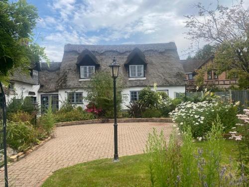 Horning House | Willow Cottage