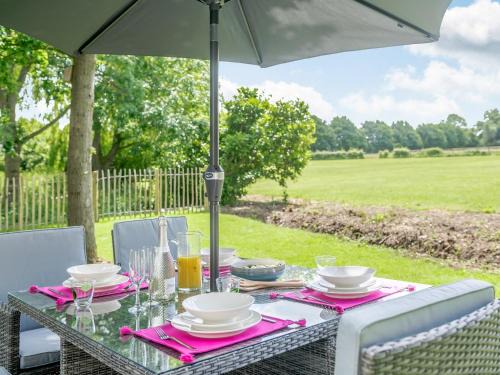 Stowmarket House | Willow Cottage