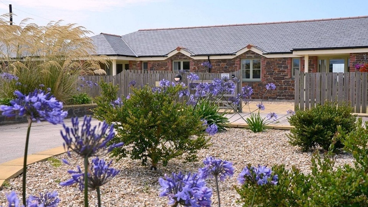 Grampound Cottage | Willow Cottage Purpose built wheelchair friendly cottage