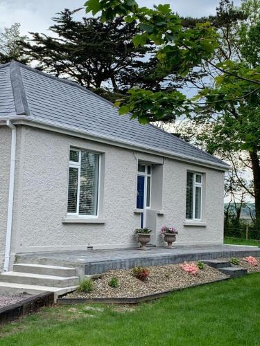 Killarney Villa | WILLOW COUNTRY COTTAGE