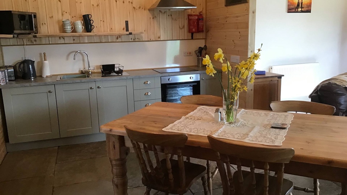 Westbrook Court Cottage | Willow Spacious self catering near Hay on Wye