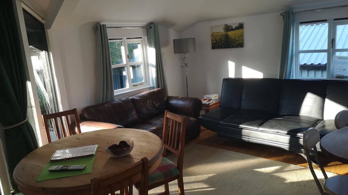 Upchurch Apartment | Willow Suite - Spacious 2 bedroom apartment