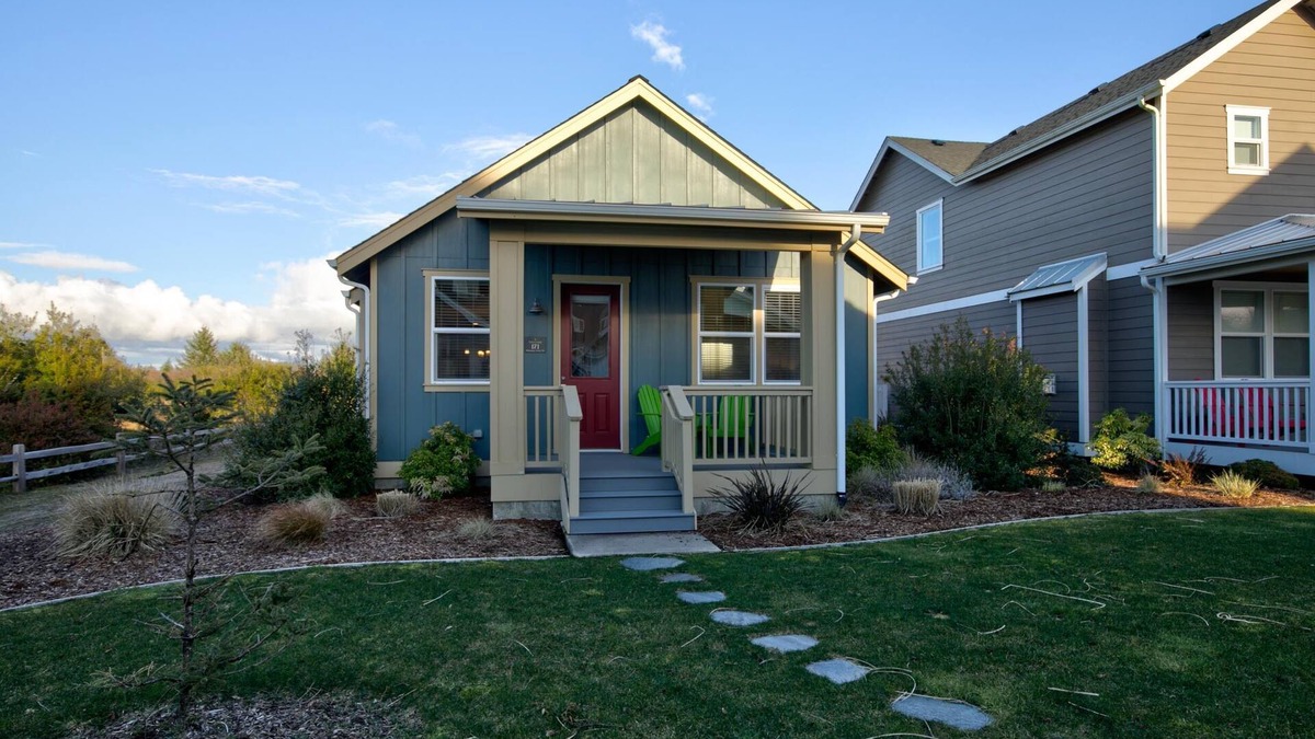 Ocean Shores House | Willowbridge Cottage - Oyhut Bay Seaside Village
