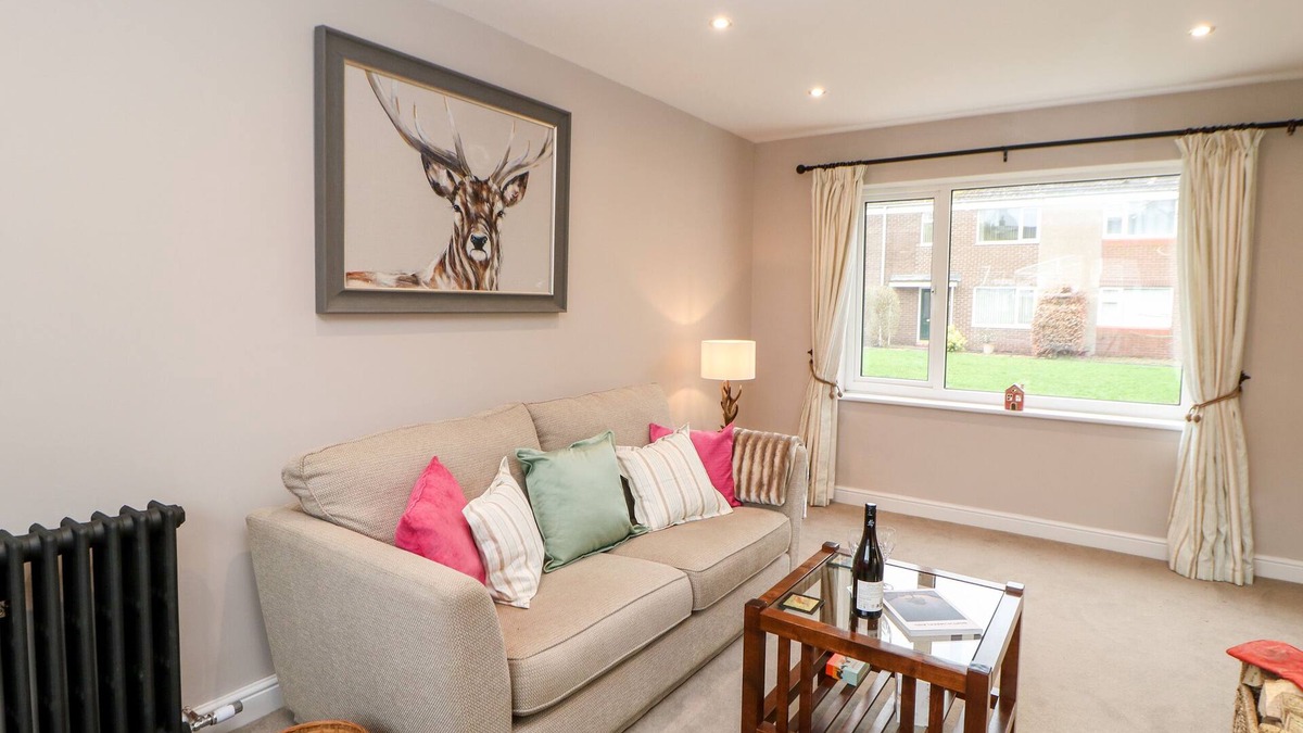 Corbridge Cottage | WILLOWS, pet friendly, with open fire in Corbridge