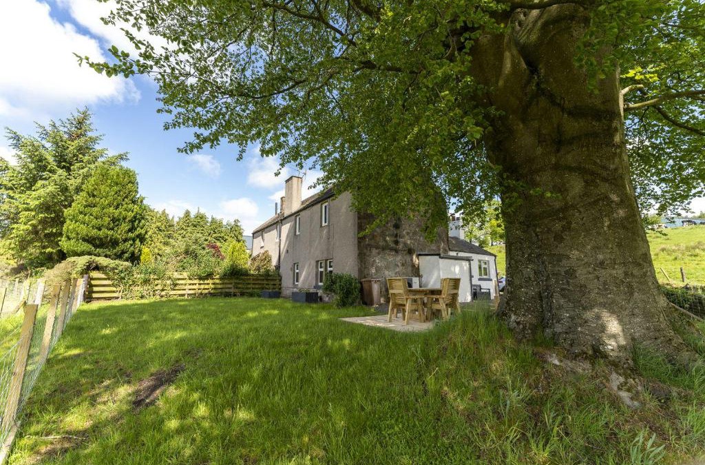 Falkirk House | Wilsons Cottage