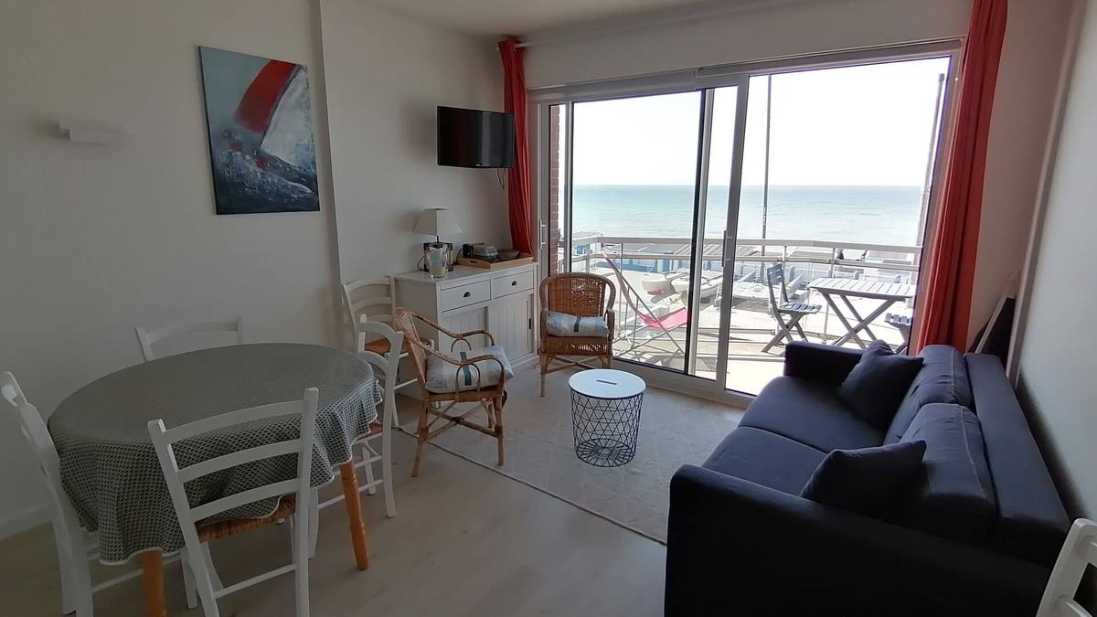 Wimereux Apartment | Wimereux, facing the sea