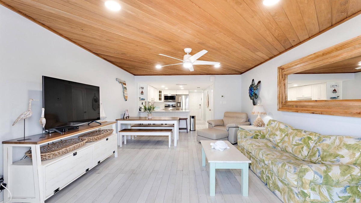 New Smyrna Beach Condo | Win-San A214 Ocean View 2/2 Fully Renovated Unit! Steps to Flagler Avenue!