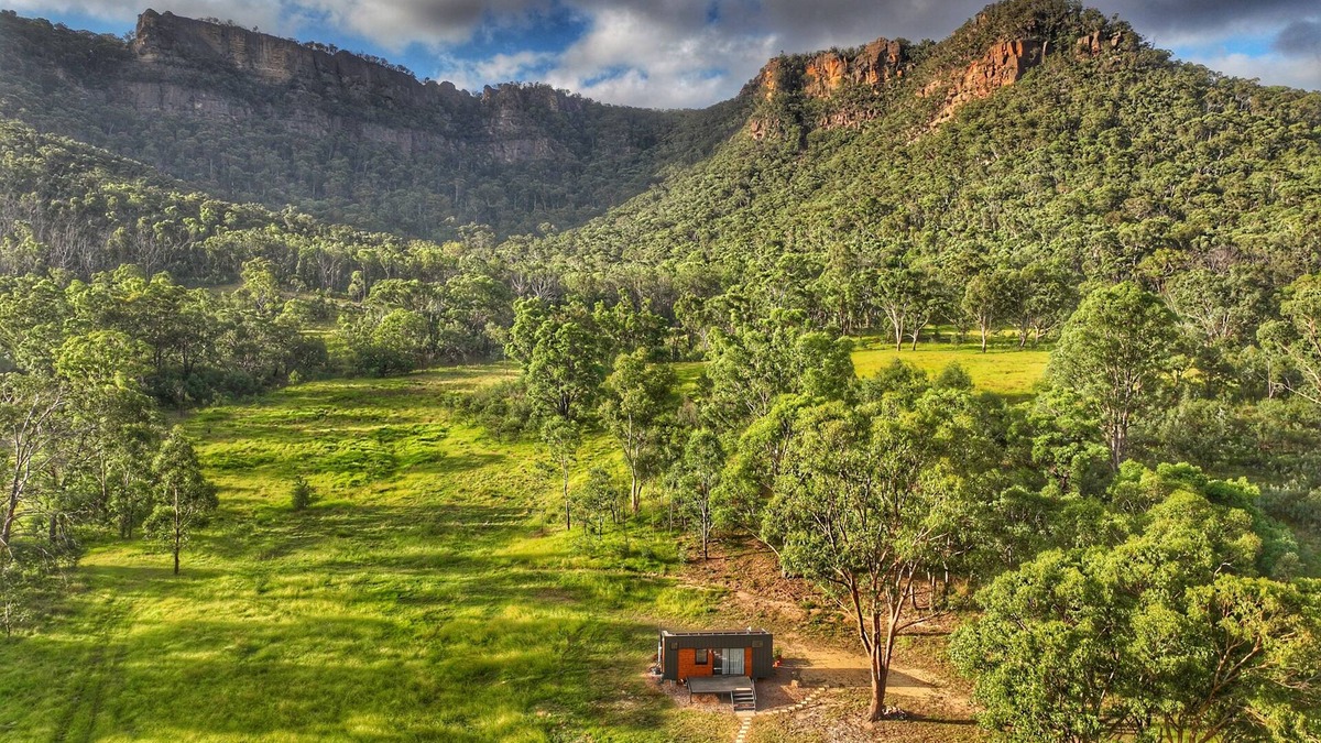 Wolgan Valley Apartment | Winchester Tiny House - Quiet with beautiful scenery.
