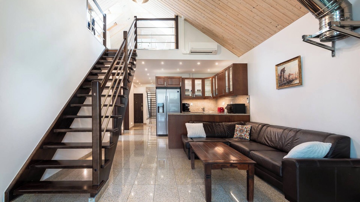 Emaus Apartment | Wind Rose Residence- luxury ApartHotel- two level apartment for 10