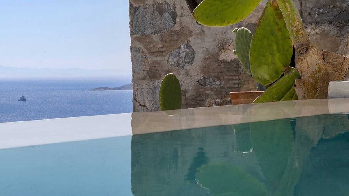 Ano Siros House | Wind Tales