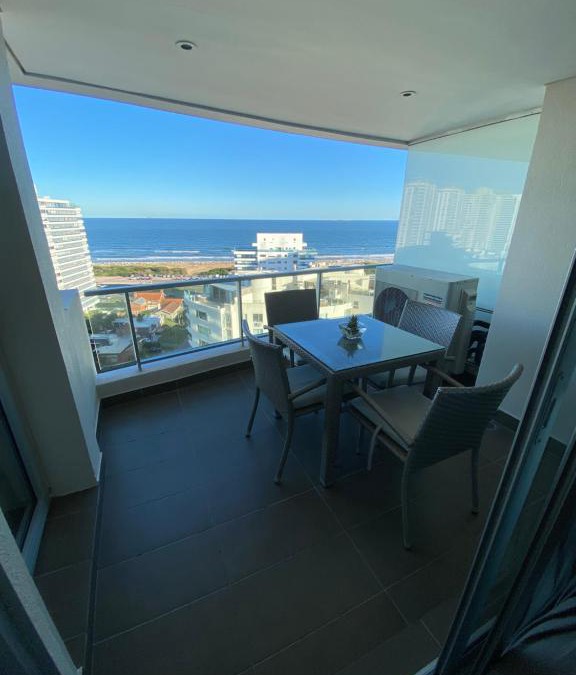 Aidy Grill Apartment | Wind Tower Punta del Este