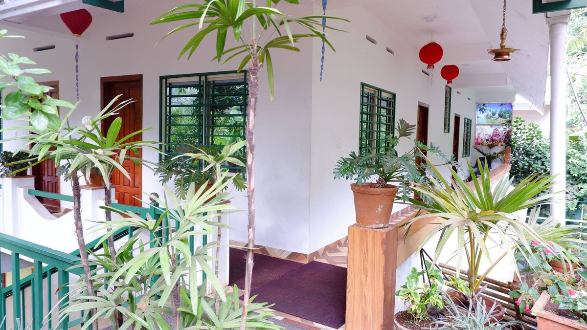 Ramakkalmedu Bed & Breakfast | WIND VALLEY FARMSTAY