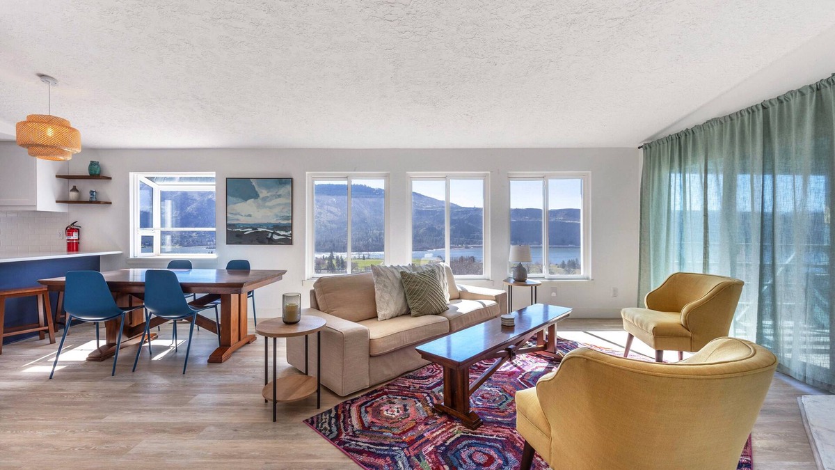 Lyle House | Wind View,Columbia River View, Lyle, WA
