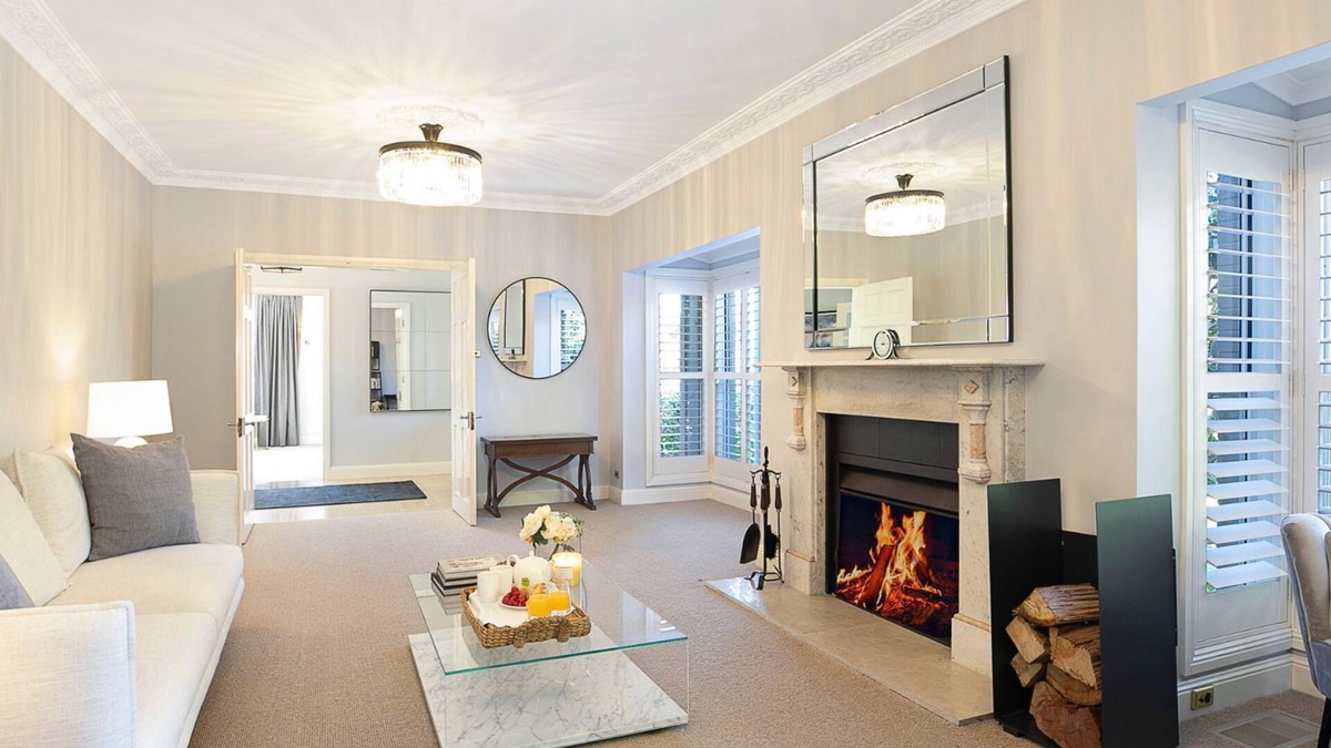 Burradoo House | Windermere – stunning and garden setting