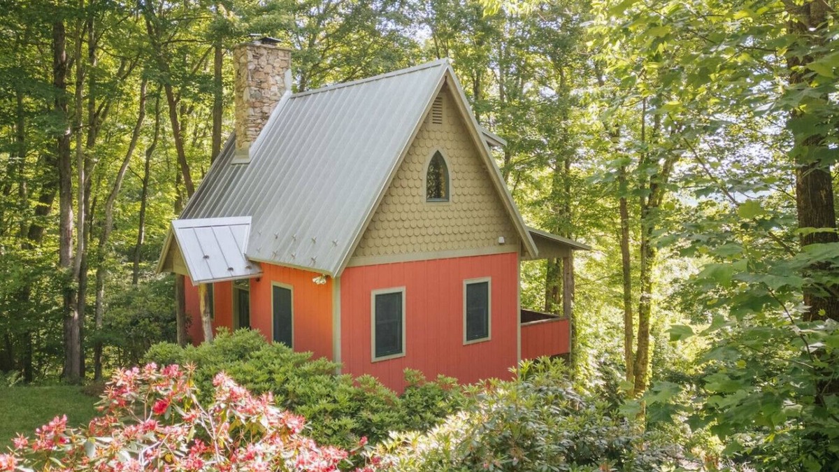 Lansing Cabin | Windfall Farm Aut Cottage