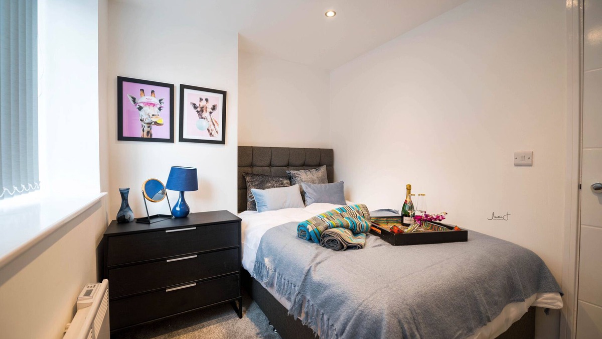 Lytham St. Anne's Apartment | Windmill House Apt 4 - Comfortable - Clean - Stylish
