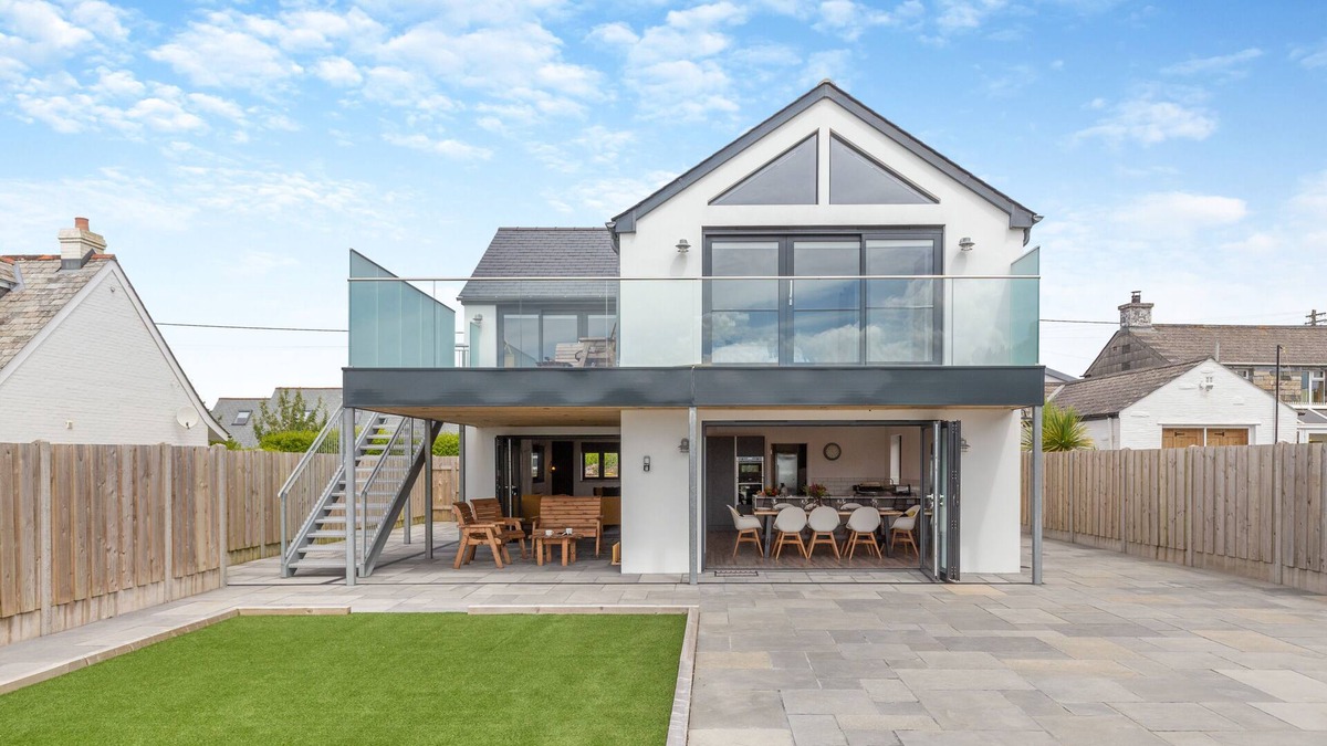 Trevone House | Windmill View - Trevone