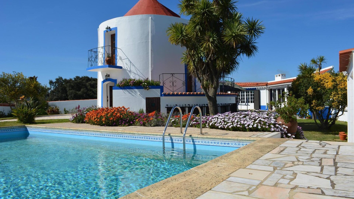 Cercal House | Windmill With Pool In Cercal do Alentejo
