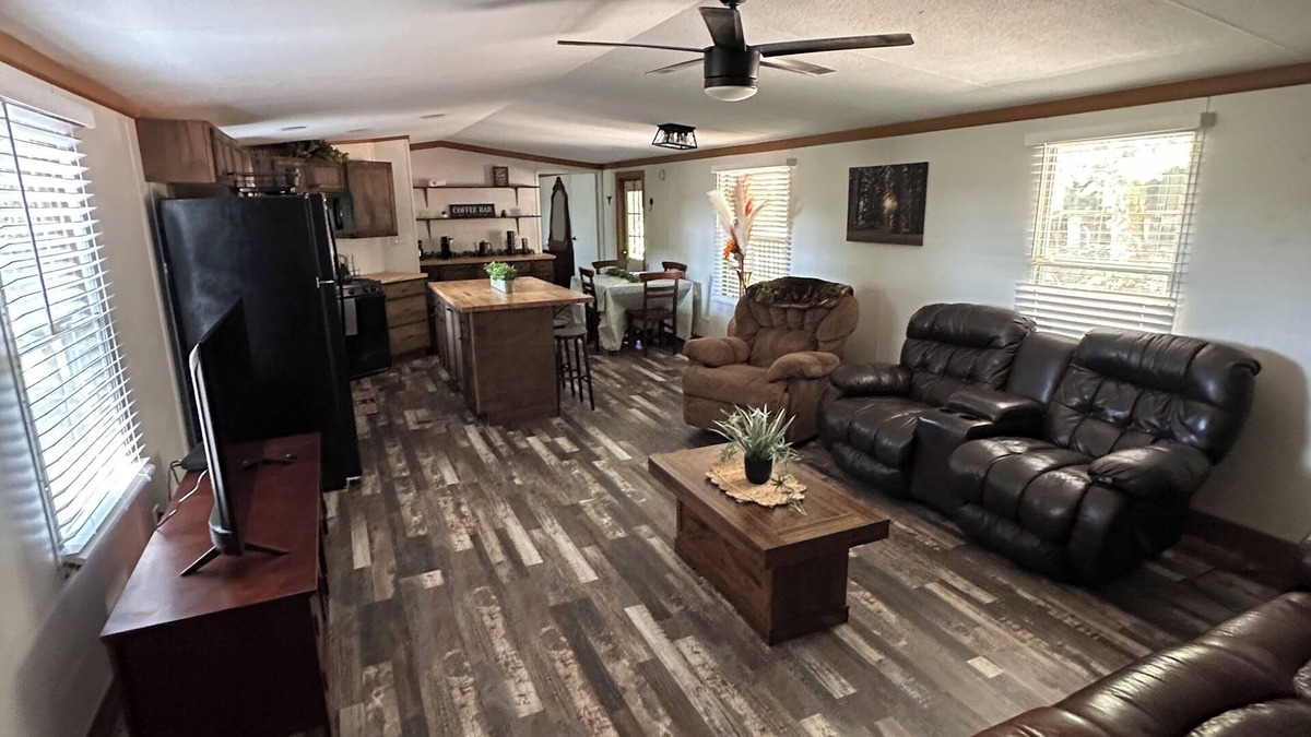 Ashley Oaks House | Windrock Hills -Direct Trail Access 3BR Retreat.