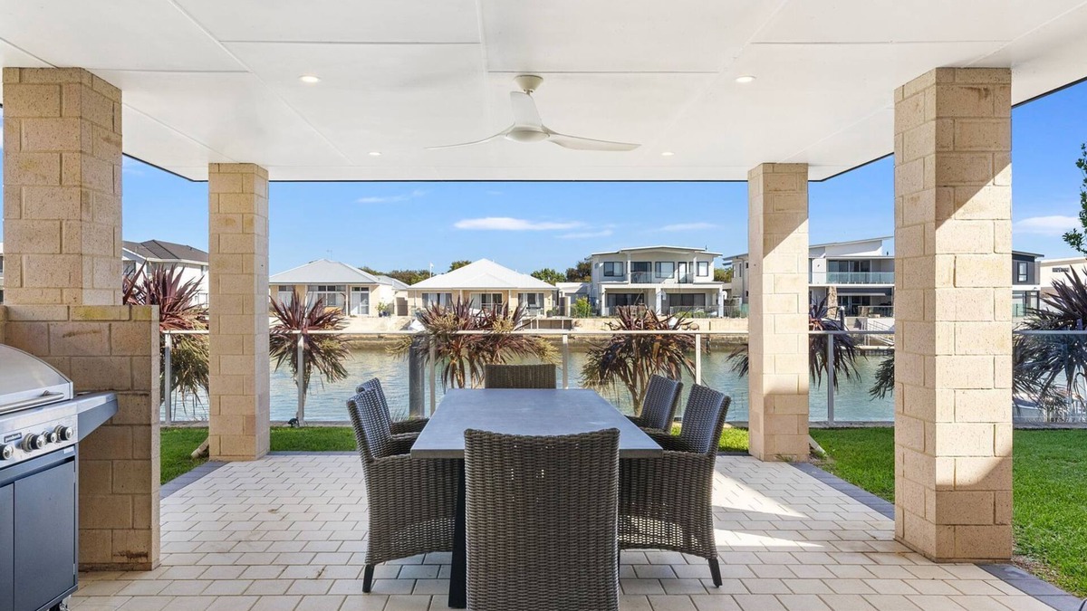 Geographe House | Windward Marina Retreat