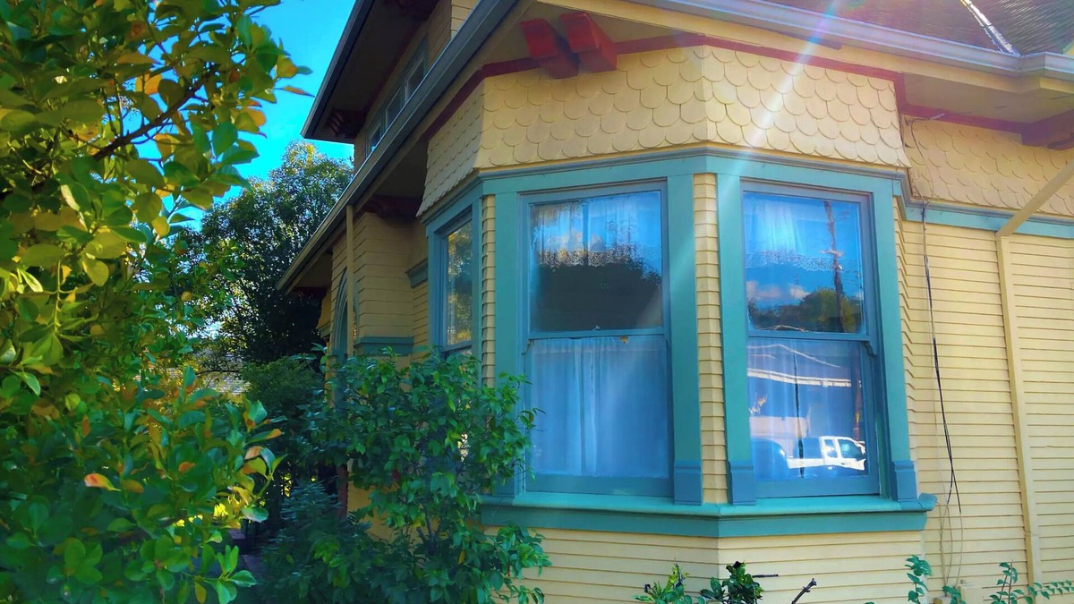 Cloverdale House | Wine Country 1-bedroom retreat with WiFi, AC in charming Cloverdale