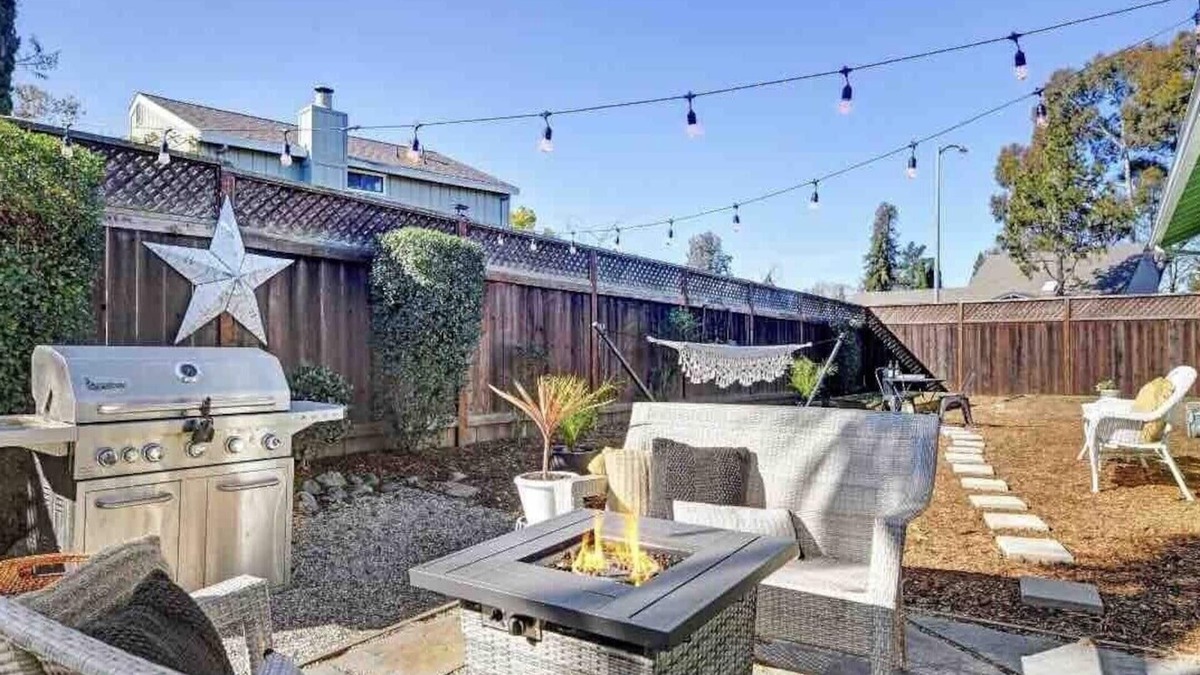 Santa Rosa House | Wine Country Bungalow