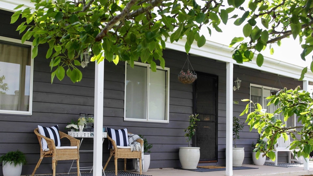 Woodlands House | Wine Country Cottage in the Southern Highlands