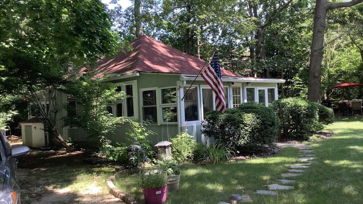 Jamesport Cottage | Wine Country Cozy Home Away in the Woods