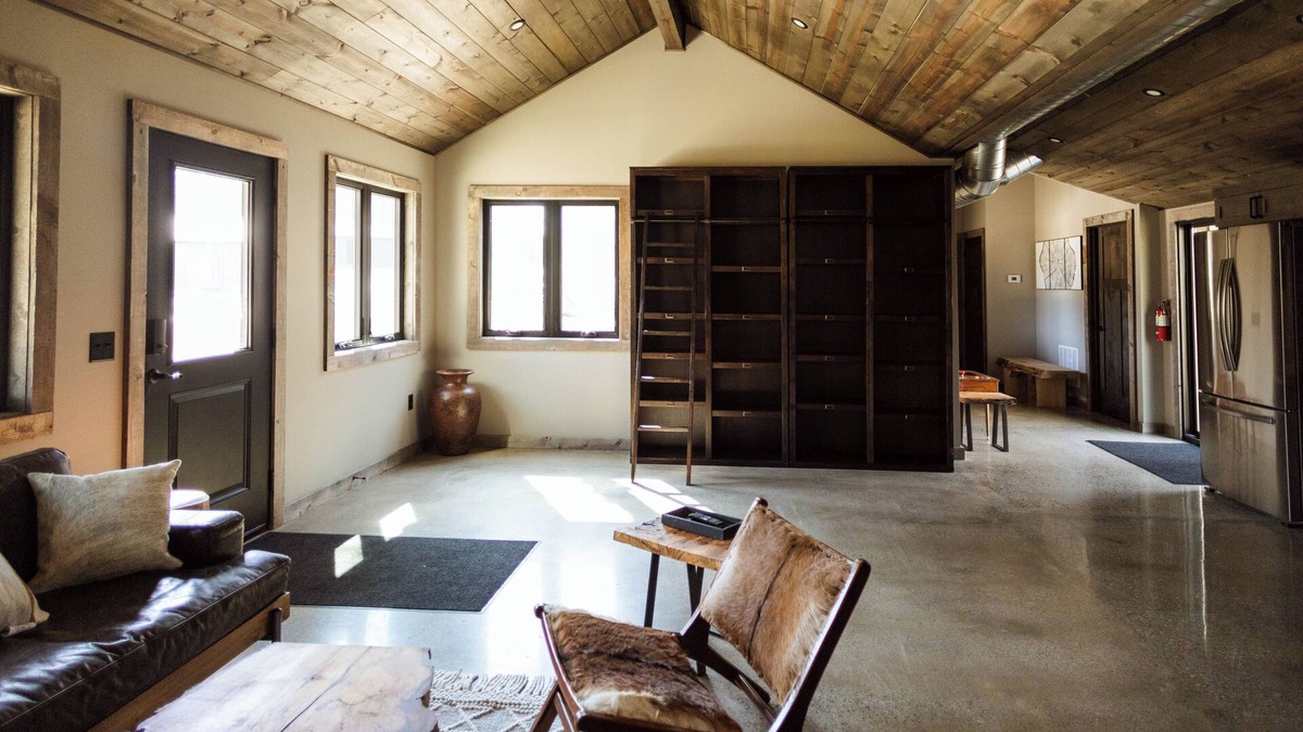 Madison Cabin | Wine Country Spacious Modern Woodside Cabin for 4