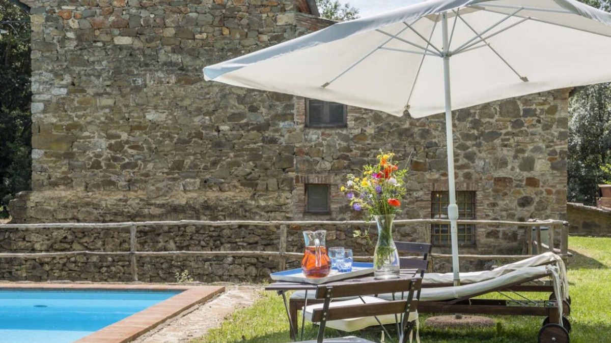 Castelnuovo dell'Abate Villa | Wine & History in Montalcino- Stay in an ancient mill