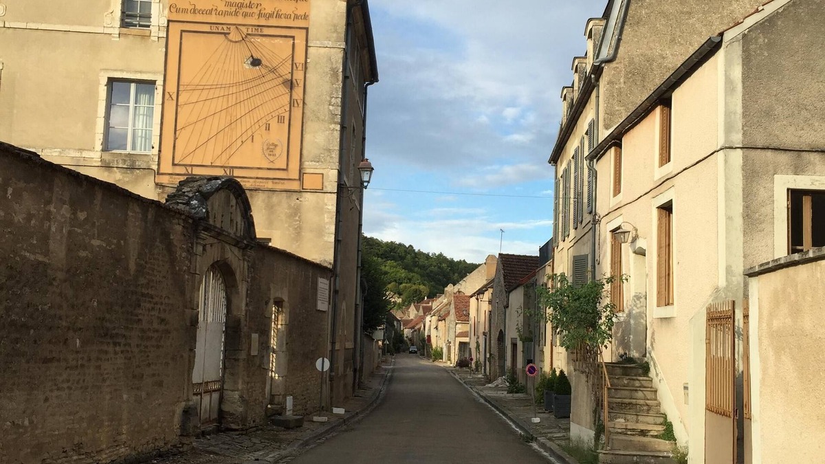 Noyers-sur-Serein House | Winegrower Old House