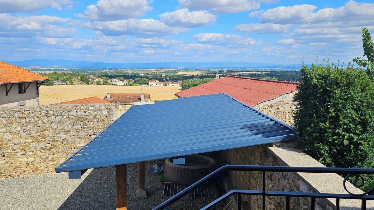 Prompsat House | Winegrower's house, private courtyard, 4 people/2 beds