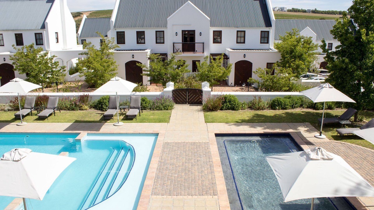 Stellenbosch House | Winelands Golf Lodges 16