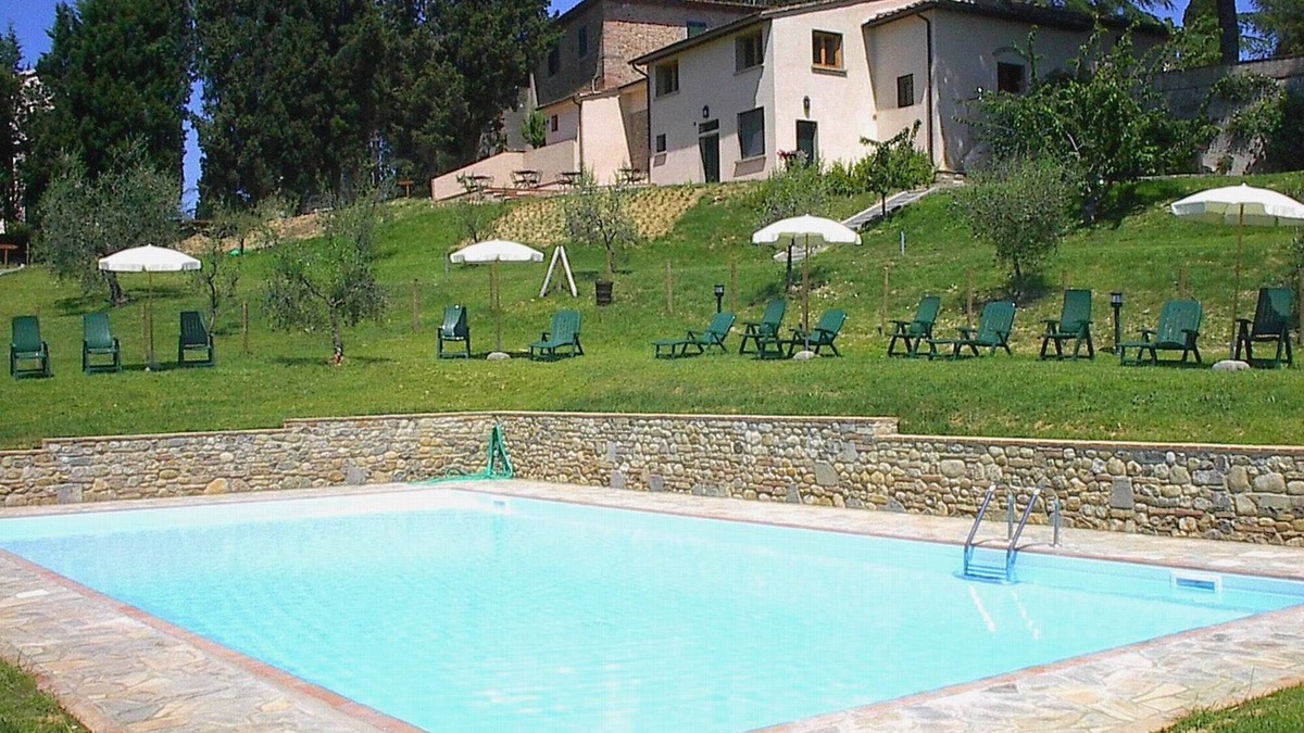 San Donato a Livizzano Apartment | Winery, holiday complex in Montespertoli with A/C, Wi-Fi, swimming pool. P6