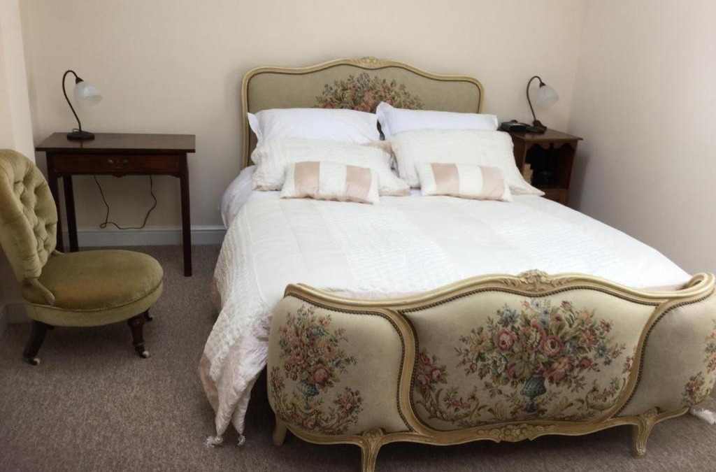 East Dereham House | wingate cottage