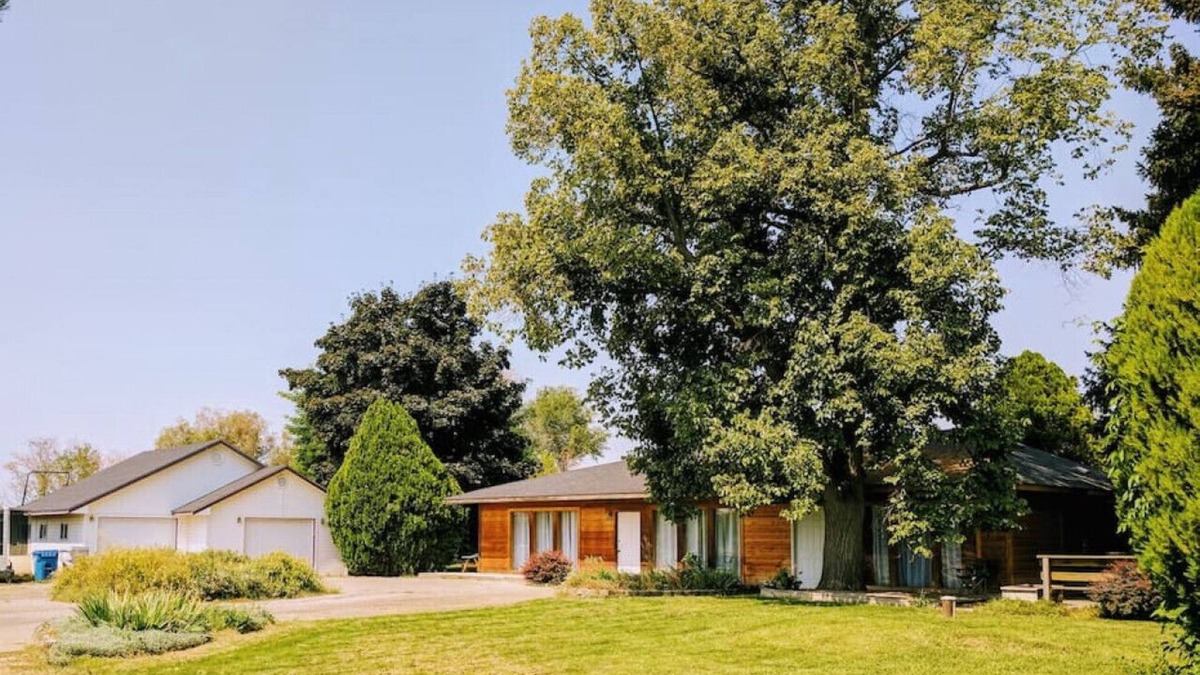 Meridian Condo | Wingate - Meridian, Cozy Acreage in the heart of the city