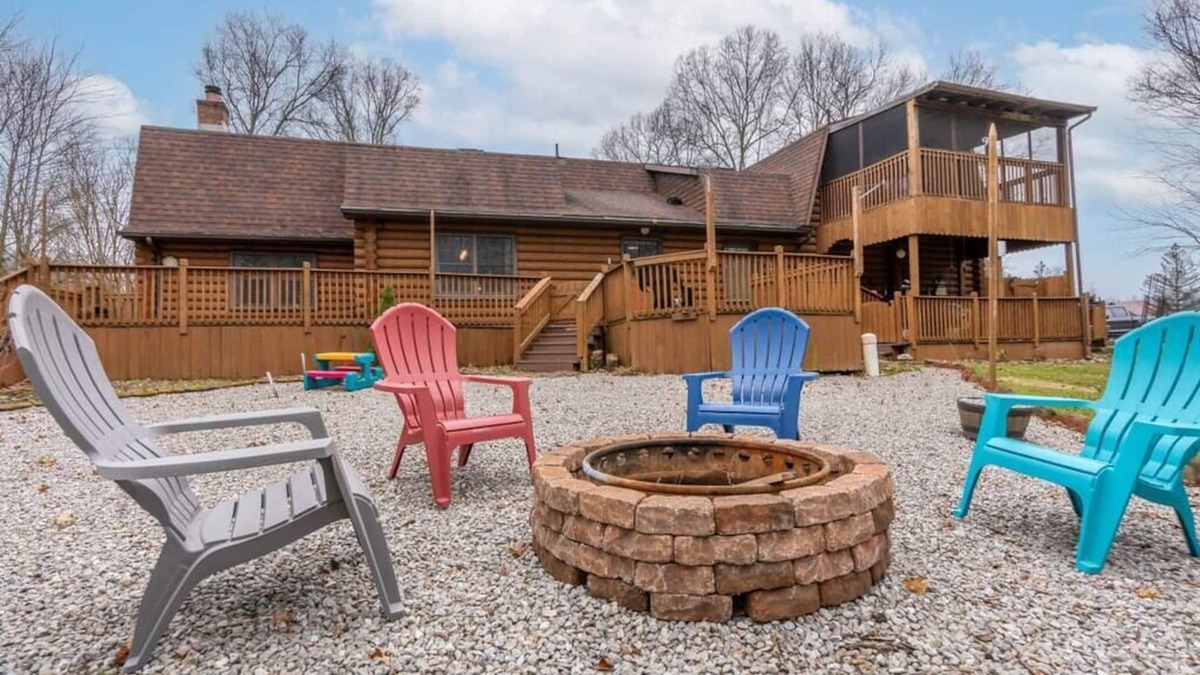 Damascus House | WinklerWald- 6 BR family retreat