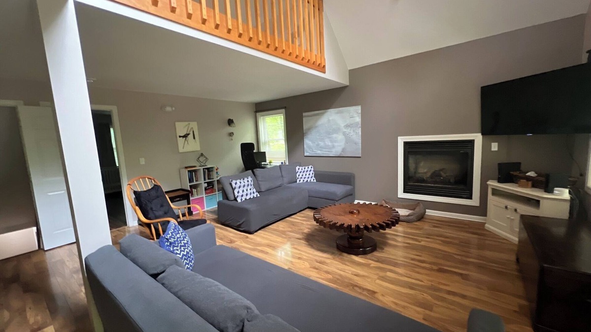 Moultonborough House | Winnipesauke dog/family friendly contemporary home