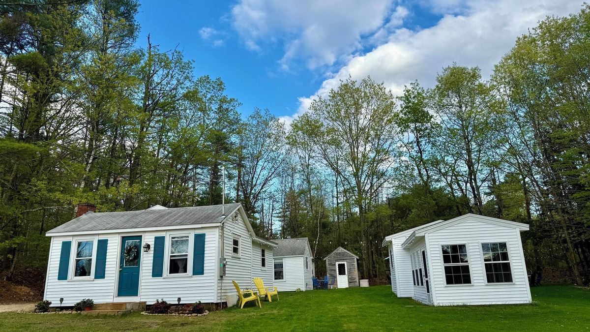 Lochmere Cottage | Winnisquam Trio Your own private getaway in New Hampshire lakes region lake view