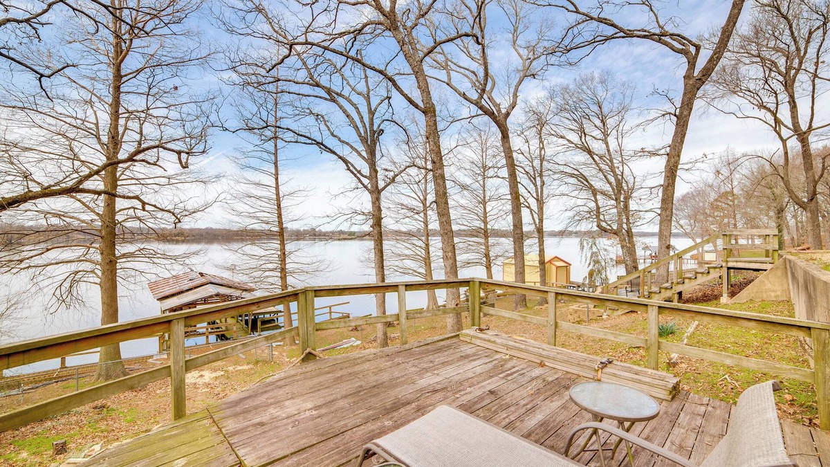 Winnsboro House | Winnsboro Lake Retreat: On-Site Swimming & Fishing