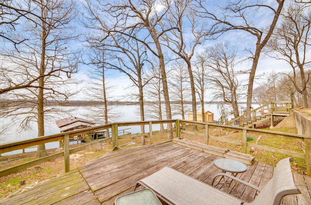 Winnsboro House | Winnsboro Lake Retreat On-Site Swimming and Fishing