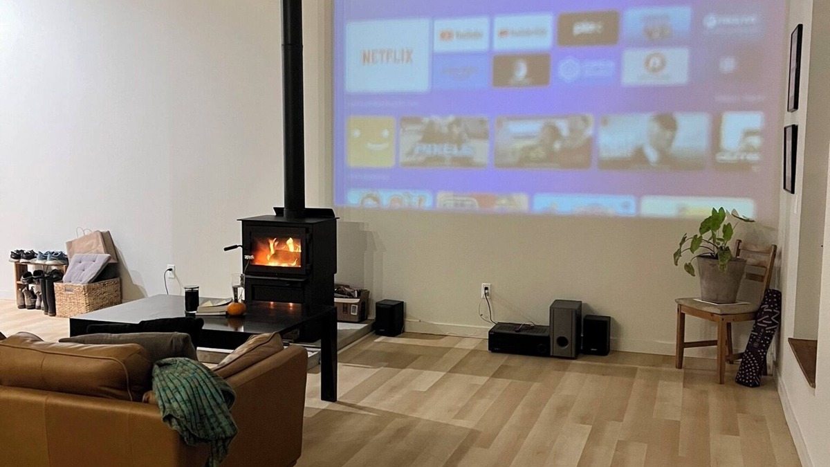 White Salmon House | Winter Getaway in Husum, WA