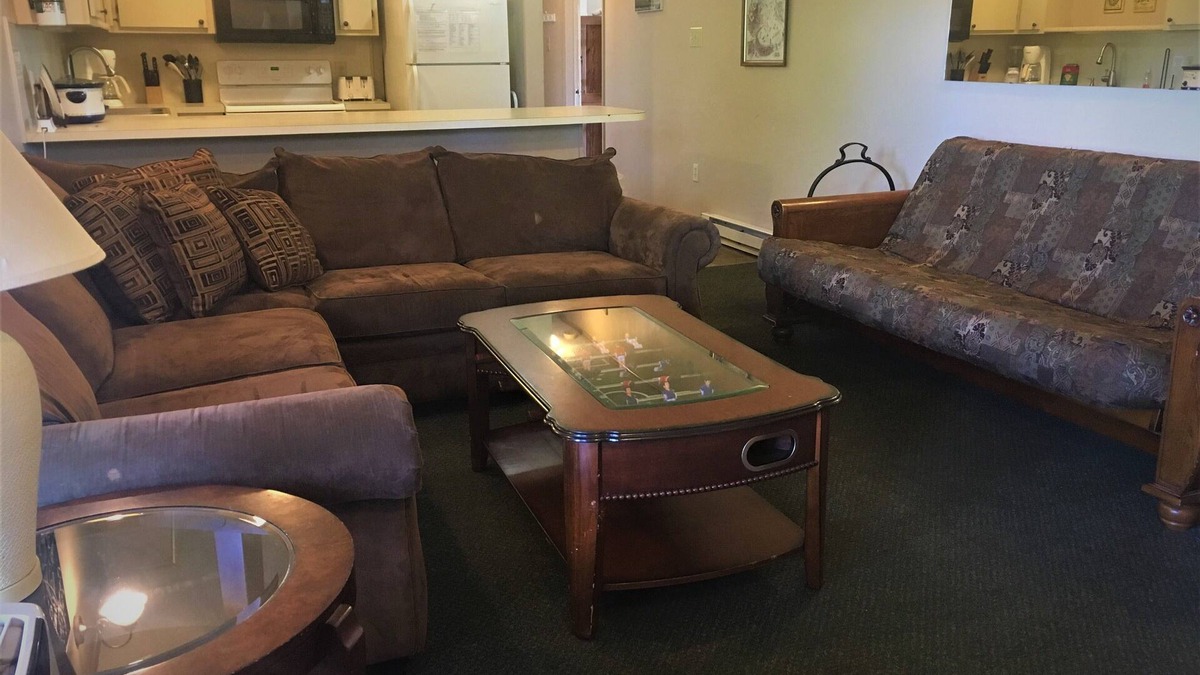 Ghent Apartment | Winterplace Condo E302