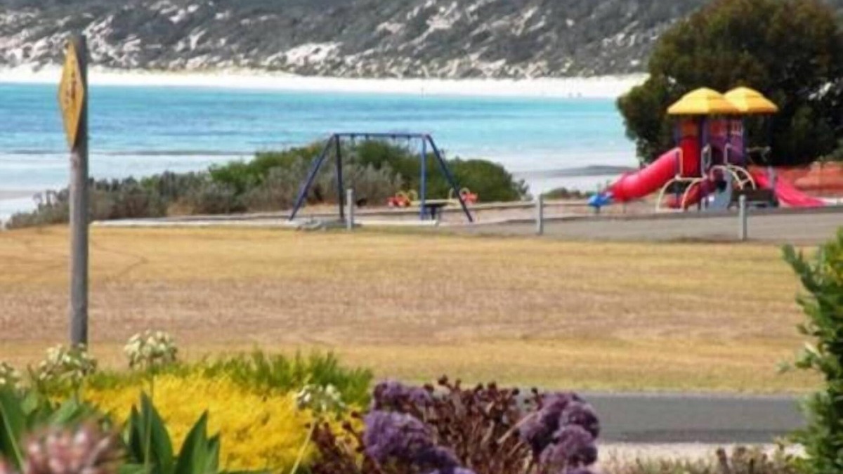 Emu Bay Cottage | Wintersun Holiday Cottage | Emu Bay | Tommys